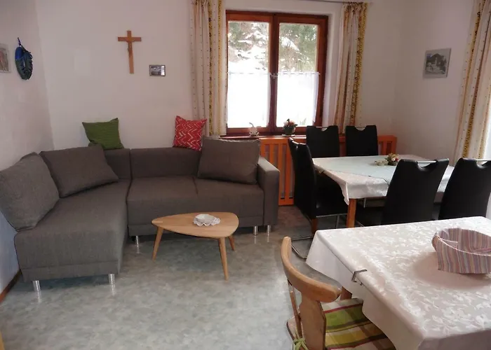 Hilde Apartment Lungötz